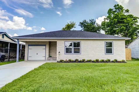 10413 Muscatine Street Houston TX 77029