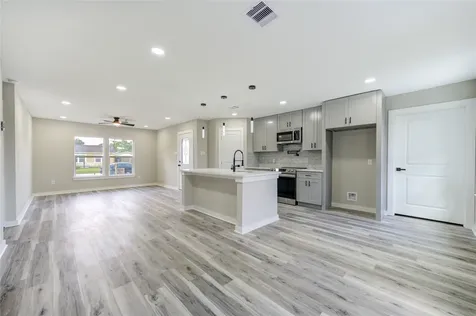 10413 Muscatine Street Houston TX 77029