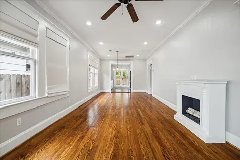 513 Northwood Street C Houston TX 77009