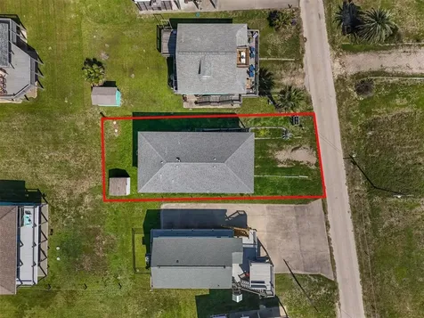 135 Ocean Shore Drive Crystal Beach TX 77650