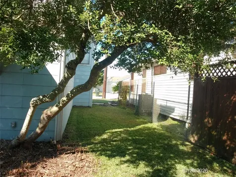 4619 Avenue Avenue S Galveston TX 77551