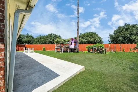 10850 White Oak Point Court Cypress TX 77429