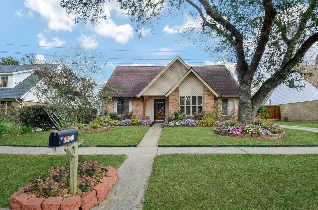 2407 Sugar Mill Drive Sugar Land TX 77479