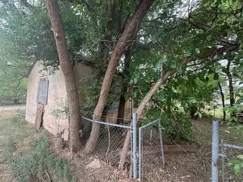 411 N 10th Street Lamesa TX 79331