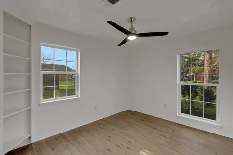 20 Woods Lane Coldspring TX 77331