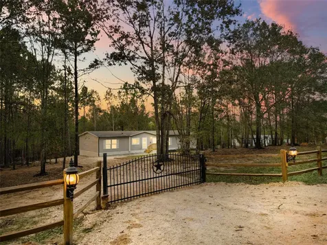 455 Hickory Hill Road Cleveland TX 77328