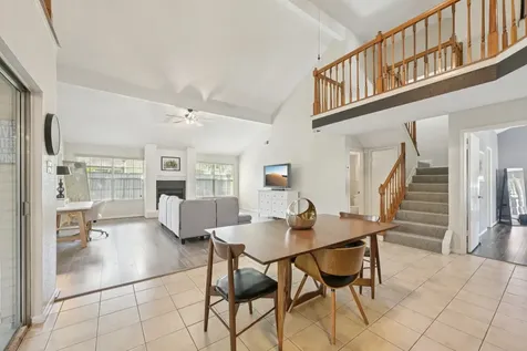 3218 Knoll West Drive Houston TX 77082