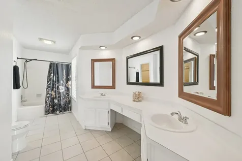 3218 Knoll West Drive Houston TX 77082