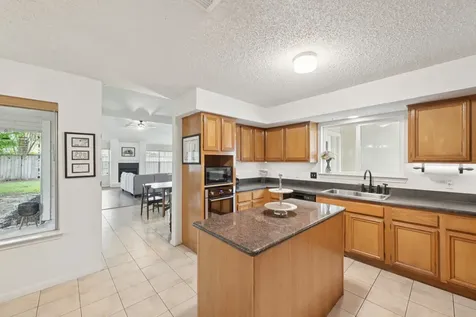 3218 Knoll West Drive Houston TX 77082