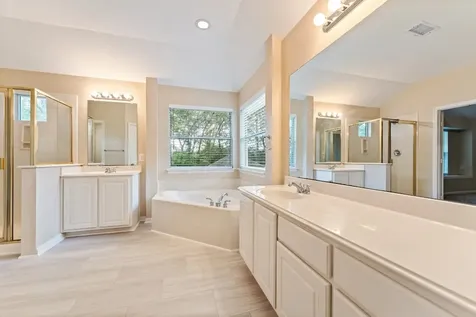 71 N Acacia Park Circle The Woodlands TX 77382