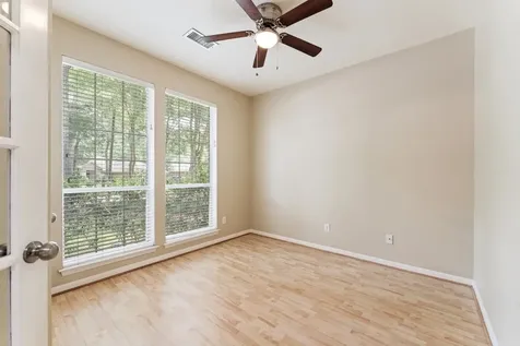 71 N Acacia Park Circle The Woodlands TX 77382