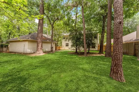 71 N Acacia Park Circle The Woodlands TX 77382