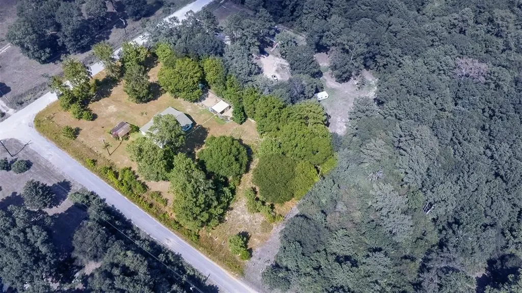 931 Trails End Drive Cleveland TX 77328
