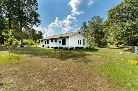 931 Trails End Drive Cleveland TX 77328