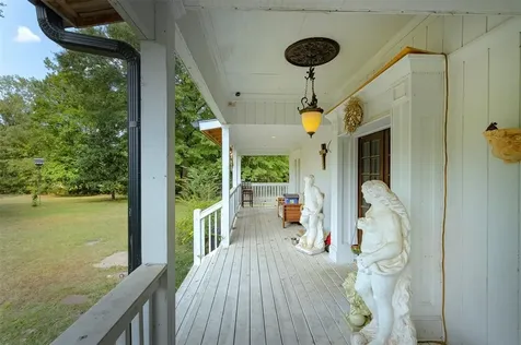 931 Trails End Drive Cleveland TX 77328