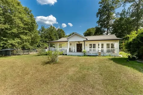 931 Trails End Drive Cleveland TX 77328