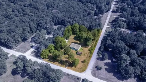 931 Trails End Drive Cleveland TX 77328