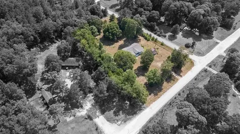 931 Trails End Drive Cleveland TX 77328