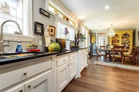 931 Trails End Drive Cleveland TX 77328