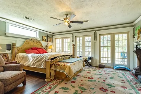 931 Trails End Drive Cleveland TX 77328
