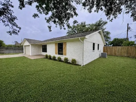 2402 Barak Lane Bryan TX 77802