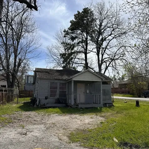 7402 Amarillo Street Houston TX 77020
