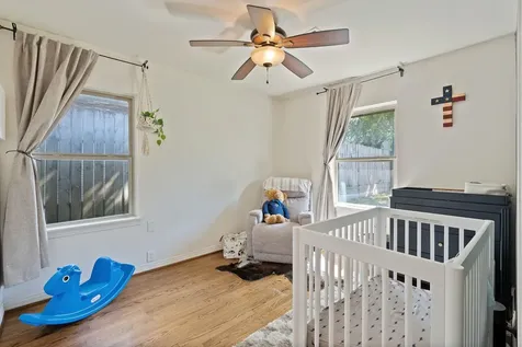 1119 W 30th Street Houston TX 77018