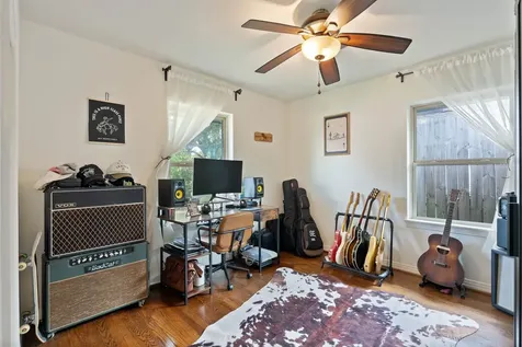 1119 W 30th Street Houston TX 77018