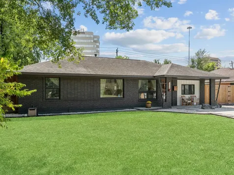 1119 W 30th Street Houston TX 77018