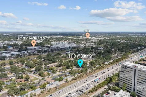 1119 W 30th Street Houston TX 77018
