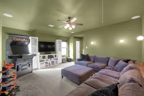 126 Wood Drake Place Tomball TX 77375