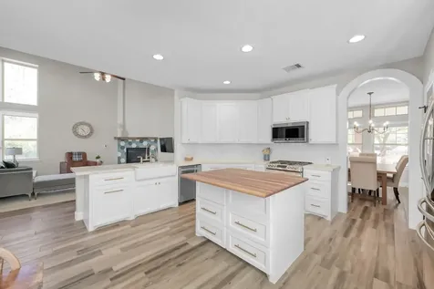 126 Wood Drake Place Tomball TX 77375