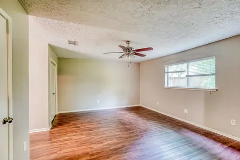 1817 New Orleans Street Deer Park TX 77536