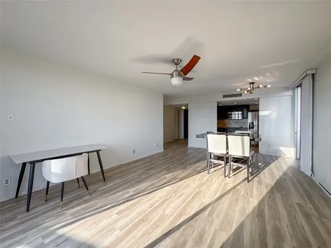 2016 Main Street 1502 Houston TX 77002