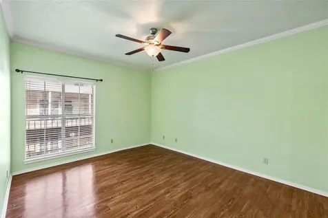 921 Marine Drive 223 Galveston TX 77550