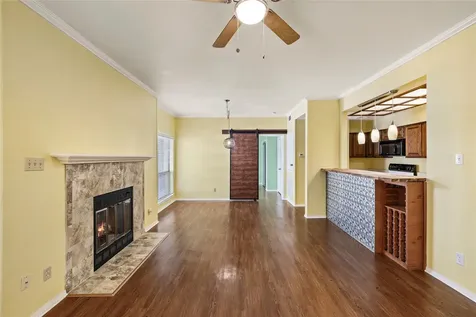 921 Marine Drive 223 Galveston TX 77550