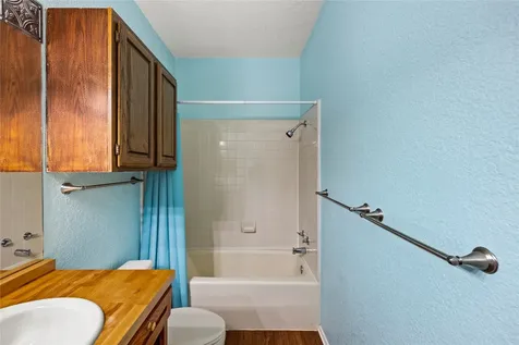 921 Marine Drive 223 Galveston TX 77550