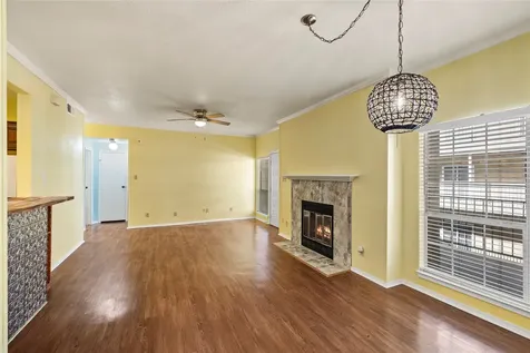 921 Marine Drive 223 Galveston TX 77550