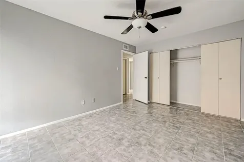 13480 S Thorntree Drive 1206 Houston TX 77015