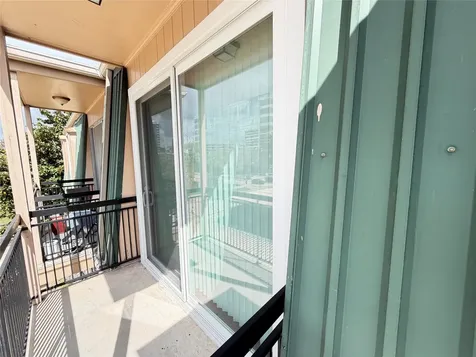 4515 Briar Hollow Place 315 Houston TX 77027