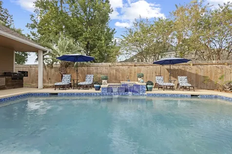 5080 Eaheart Circle Beaumont TX 77706