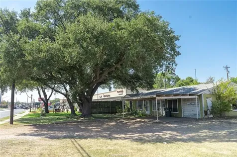 720 E Villa Maria Road Bryan TX 77802