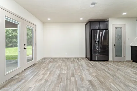 1019 Pineglen Drive Sour Lake TX 77659