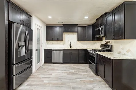 1019 Pineglen Drive Sour Lake TX 77659