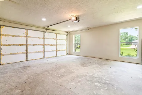 1019 Pineglen Drive Sour Lake TX 77659