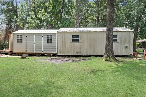 1019 Pineglen Drive Sour Lake TX 77659