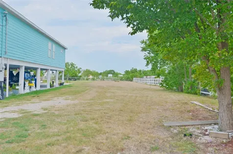 1003B 24th Street San Leon TX 77539