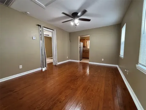 422 W Burleson Street Wharton TX 77488