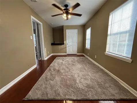 422 W Burleson Street Wharton TX 77488
