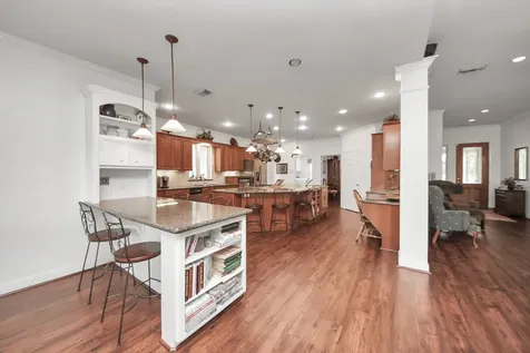 7511 County Road 511 Rosharon TX 77583